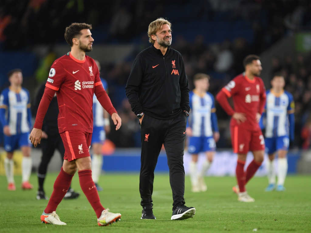 教练更替动态:利物浦将德泽尔比列为候选;波特可能接棒滕哈格 教练更替动态:利物浦将德泽尔比列为候选;波特可能接棒滕哈格